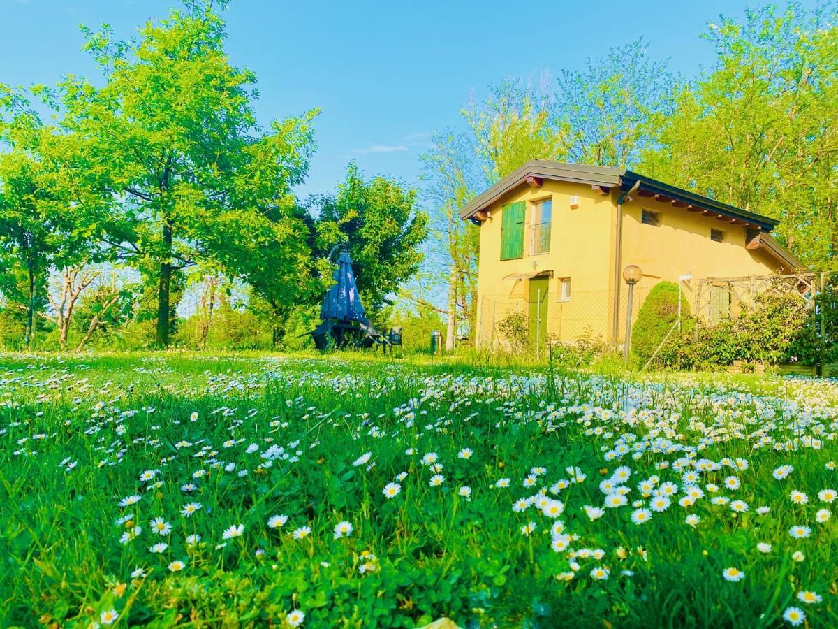 B&B Nido Sui Laghi San Donnino della Nizzola Exterior foto
