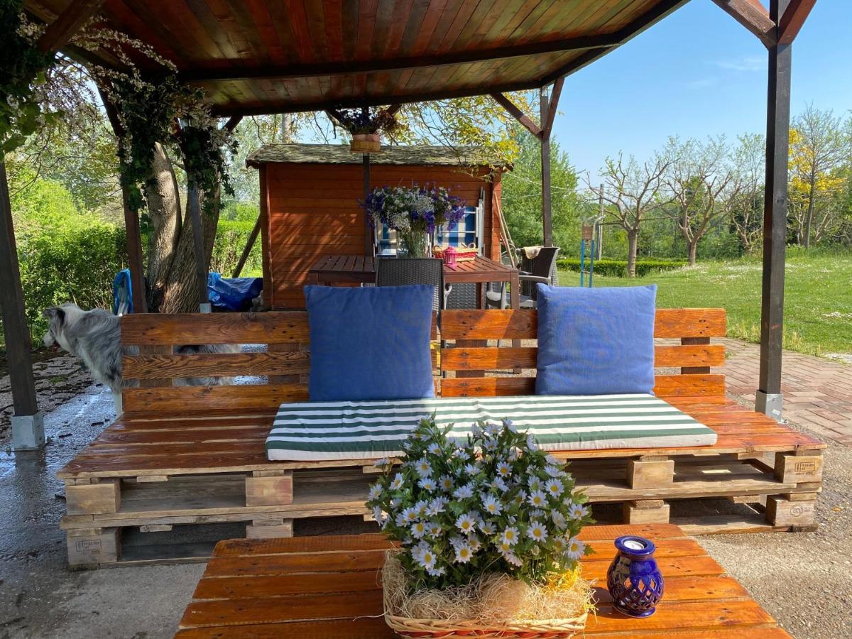 B&B Nido Sui Laghi San Donnino della Nizzola Exterior foto